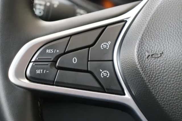 Renault Clio (2024) thumbnail 17