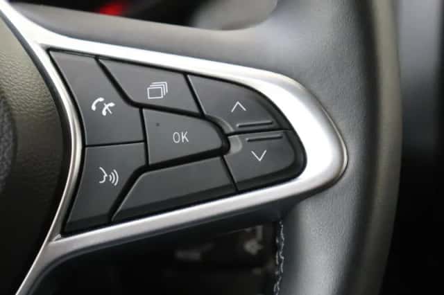 Renault Clio (2024) thumbnail 18
