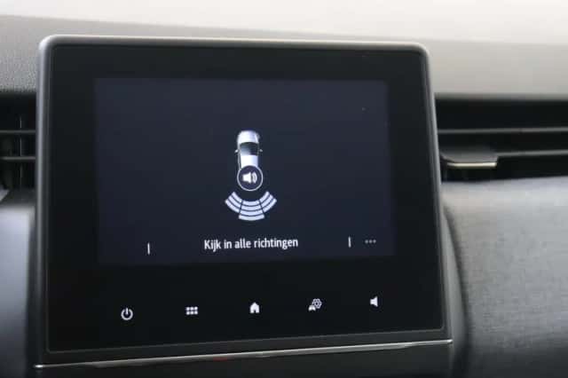 Renault Clio (2024) thumbnail 21