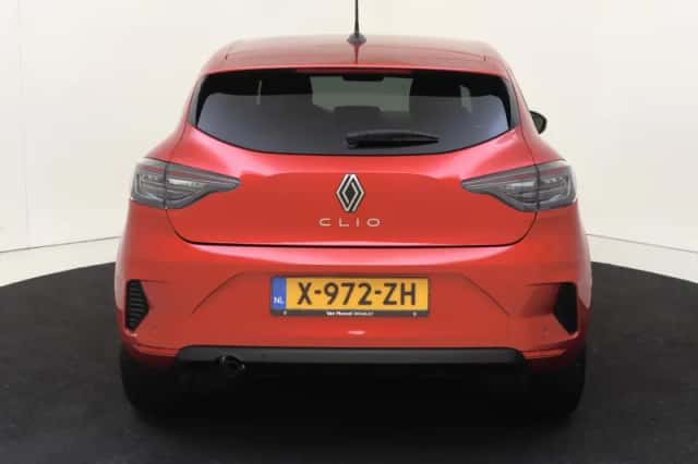 Renault Clio (2024) thumbnail 7