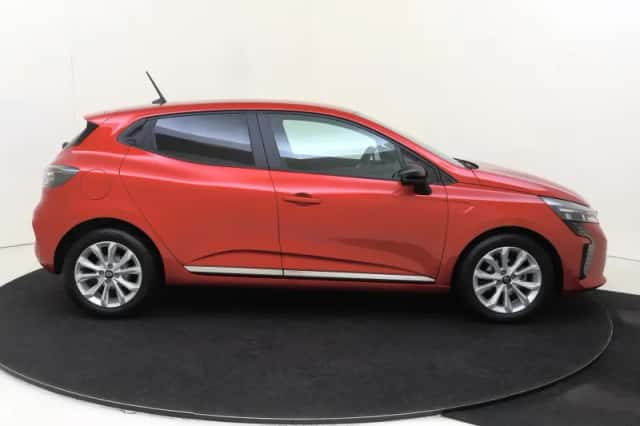 Renault Clio (2024) thumbnail 9