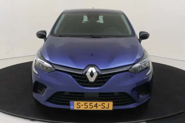 Renault Clio (2023) thumbnail 6
