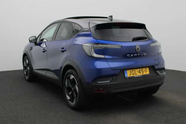 Renault Captur (2025) thumbnail 2