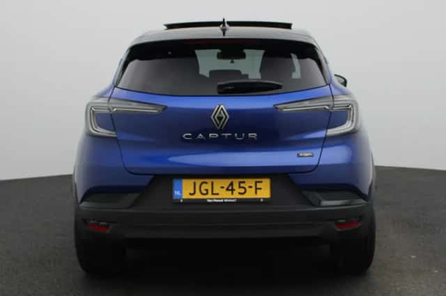 Renault Captur (2025) thumbnail 5