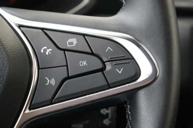 Renault Captur (2023) thumbnail 14