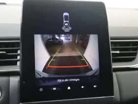 Renault Captur (2023) thumbnail 18