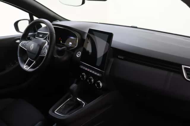 Renault Clio (2024) thumbnail 5
