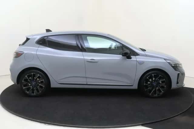 Renault Clio (2024) thumbnail 9