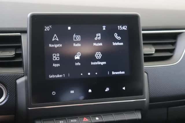 Renault Arkana (2022) thumbnail 16
