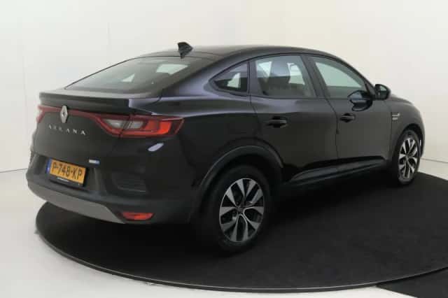 Renault Arkana (2022) thumbnail 4