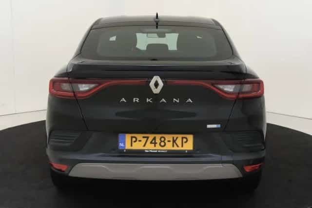 Renault Arkana (2022) thumbnail 7