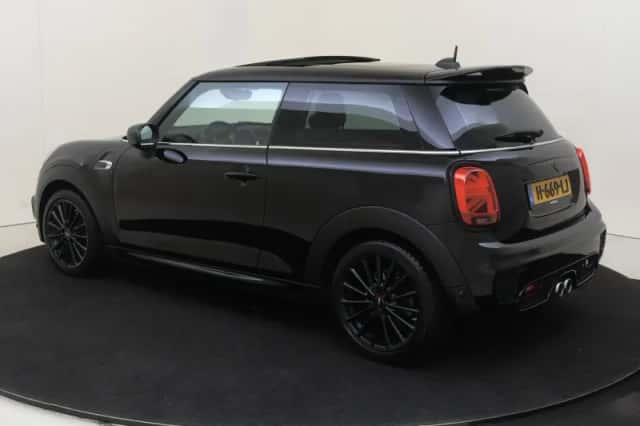 MINI Cooper S (2020) thumbnail 3