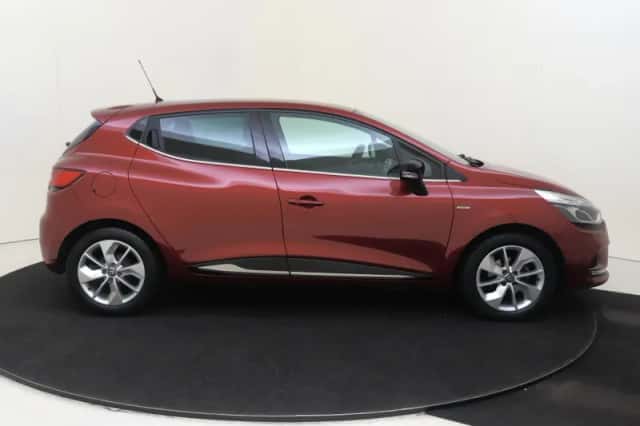 Renault Clio (2016) thumbnail 9