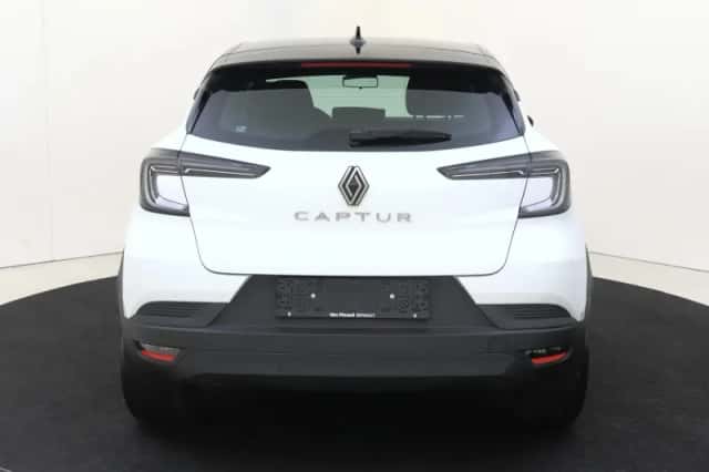 Renault Captur (2025) thumbnail 7
