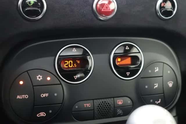 Fiat 500C (2020) thumbnail 24