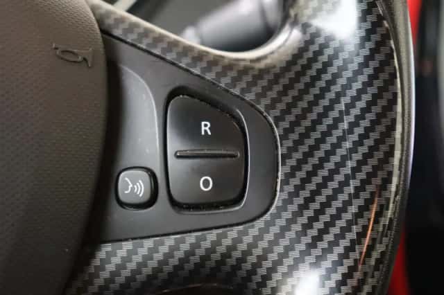 Renault Captur (2015) thumbnail 14