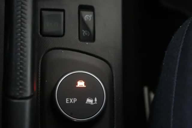 Renault Captur (2015) thumbnail 20