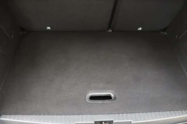 Renault Captur (2015) thumbnail 26
