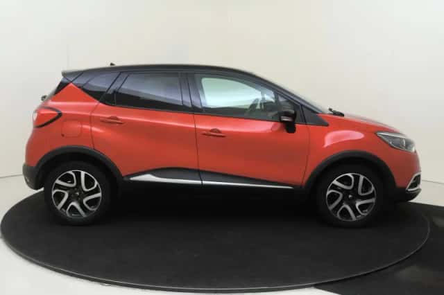 Renault Captur (2015) thumbnail 9