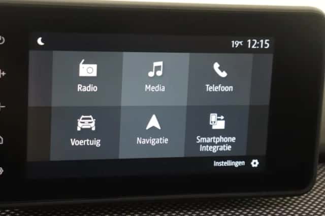Dacia Sandero Stepway (2023) thumbnail 16