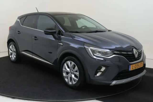 Renault Captur (2021) thumbnail 2