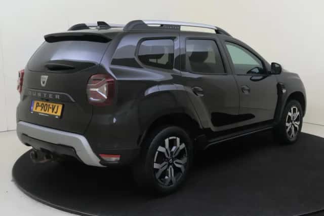 Dacia Duster (2022) thumbnail 4