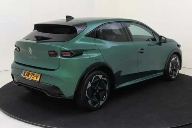 Renault Clio (2026) thumbnail 4