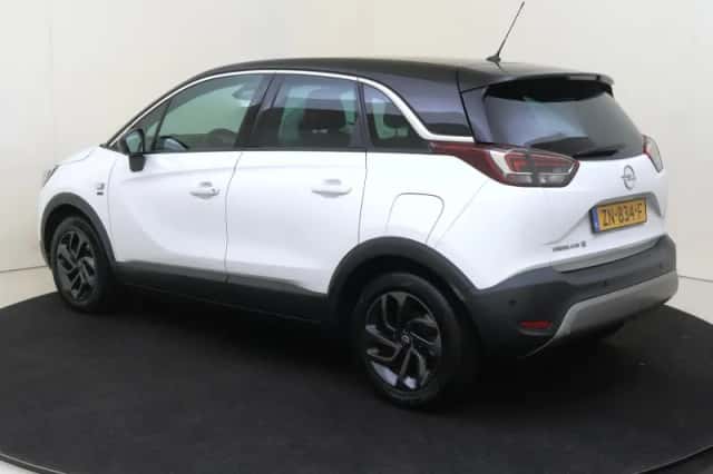 Opel Crossland X (2019) thumbnail 3