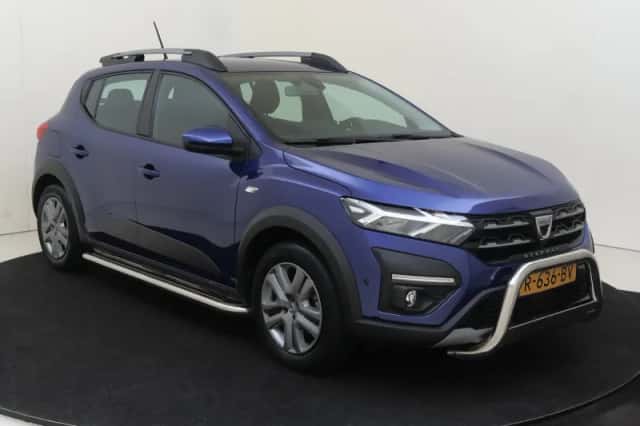 Dacia Sandero Stepway (2022) thumbnail 2