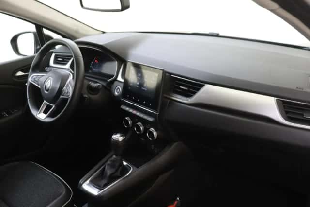 Renault Captur (2022) thumbnail 5
