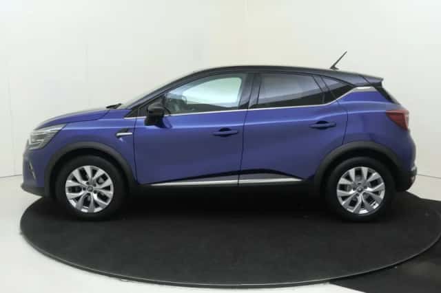 Renault Captur (2021) thumbnail 8