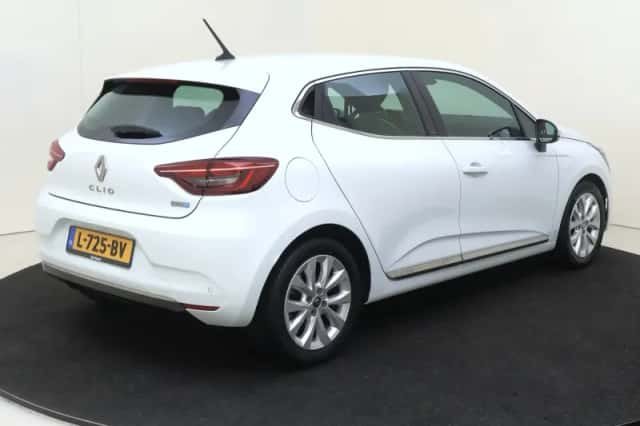 Renault Clio (2021) thumbnail 4