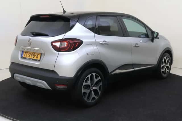 Renault Captur (2019) thumbnail 4