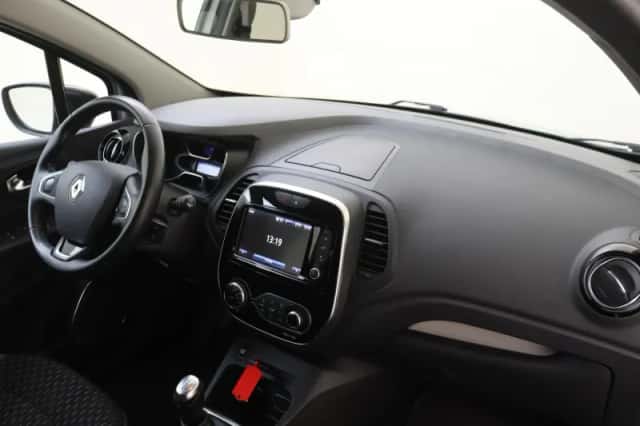 Renault Captur (2019) thumbnail 5