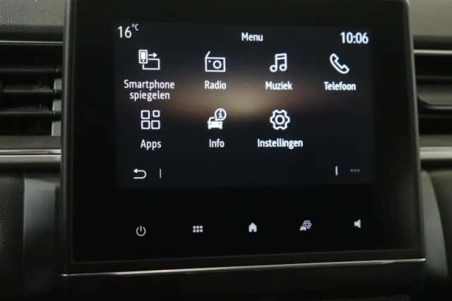 Renault Captur (2021) thumbnail 16