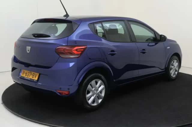 Dacia Sandero (2022) thumbnail 4