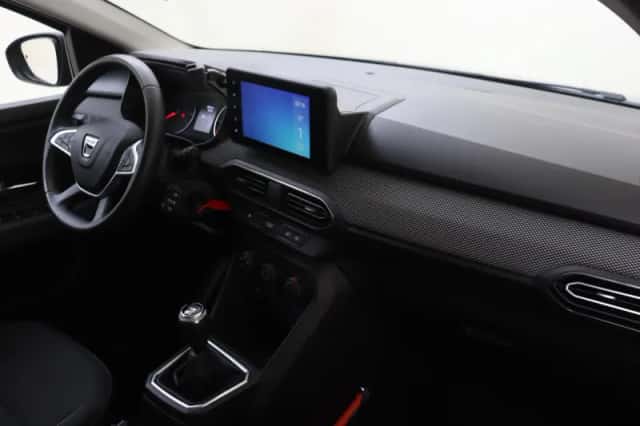 Dacia Sandero (2022) thumbnail 5