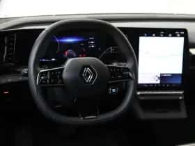 Renault Mégane E-Tech (2024) thumbnail 6