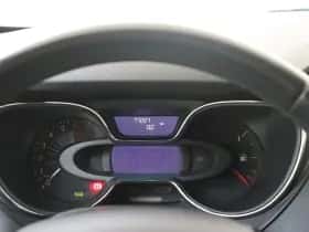 Renault Captur (2016) thumbnail 12