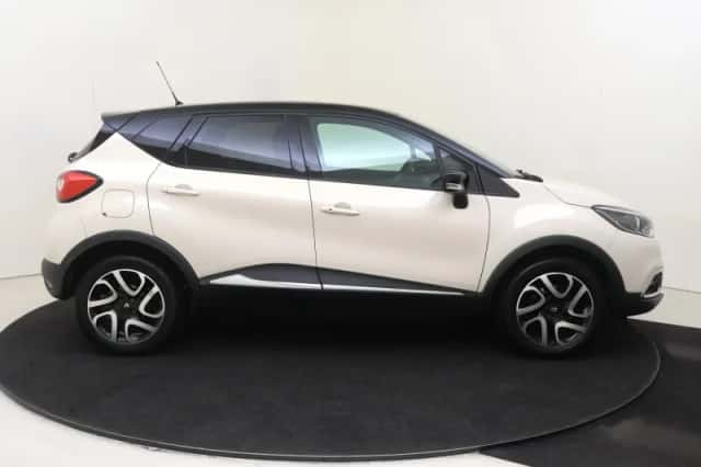 Renault Captur (2016) thumbnail 9