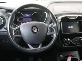 Renault Captur (2016) thumbnail 10