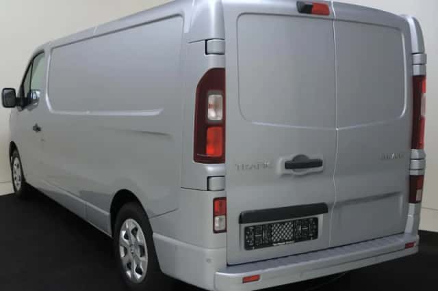 Renault Trafic (2025) thumbnail 6