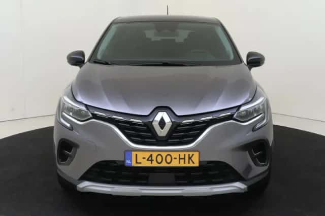 Renault Captur (2021) thumbnail 6