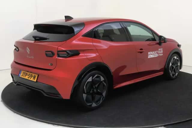 Renault Clio (2026) thumbnail 4