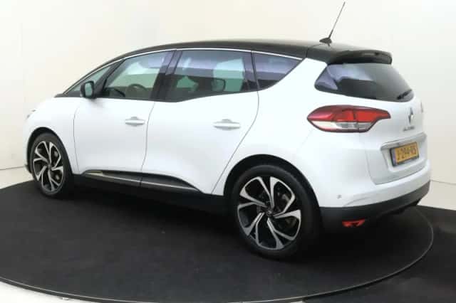 Renault Scénic (2018) thumbnail 3