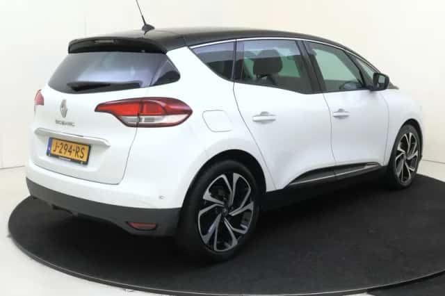 Renault Scénic (2018) thumbnail 4
