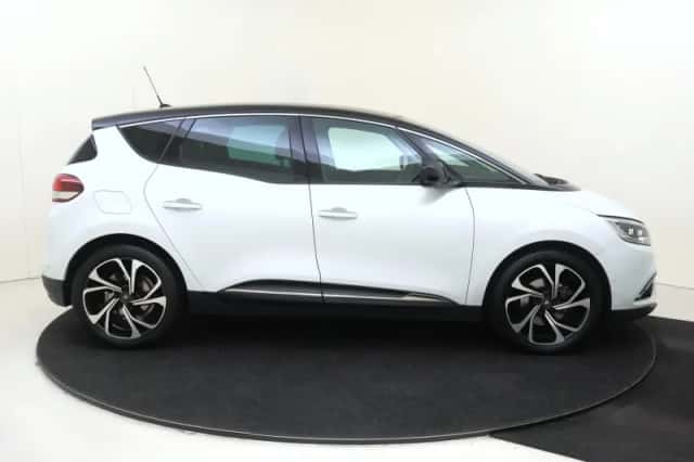 Renault Scénic (2018) thumbnail 9