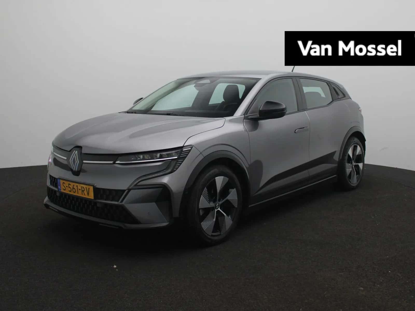 Renault Mégane E-Tech (2023) — foto 1