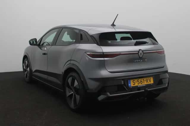 Renault Mégane E-Tech (2023) thumbnail 2
