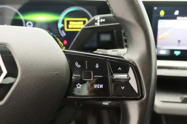 Renault Mégane E-Tech (2023) thumbnail 17